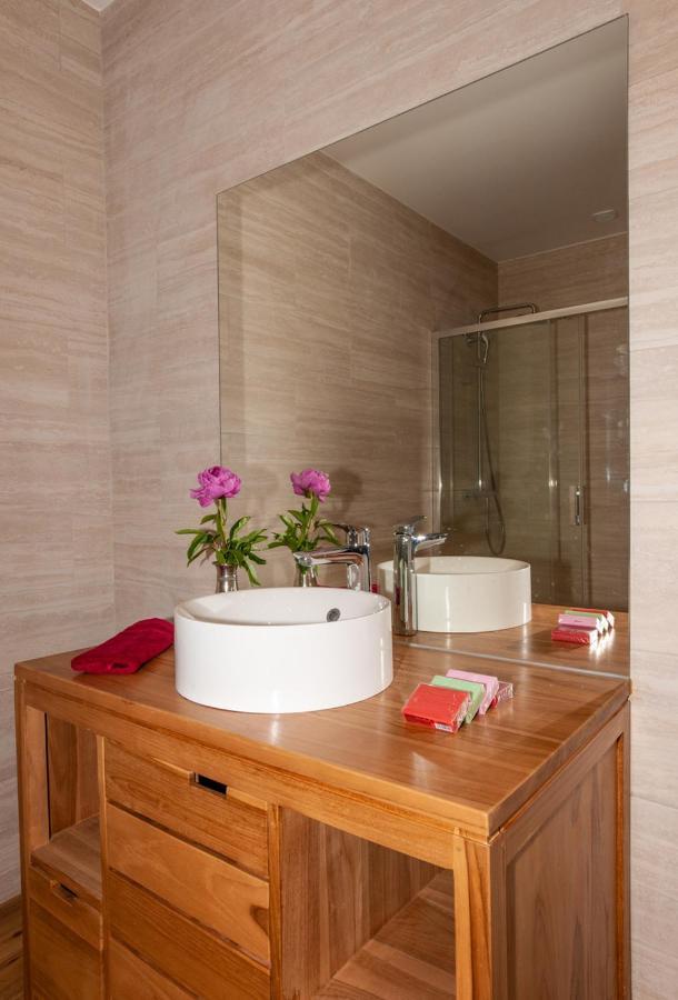Jardin Des Ursulines Saint-Emilion Apartment ภายนอก รูปภาพ